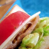 キャベツ豚肉トマト食パンサンド